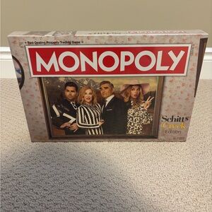 NEW UNOPENED Monopoly Schitt's Creek Edition Board Game